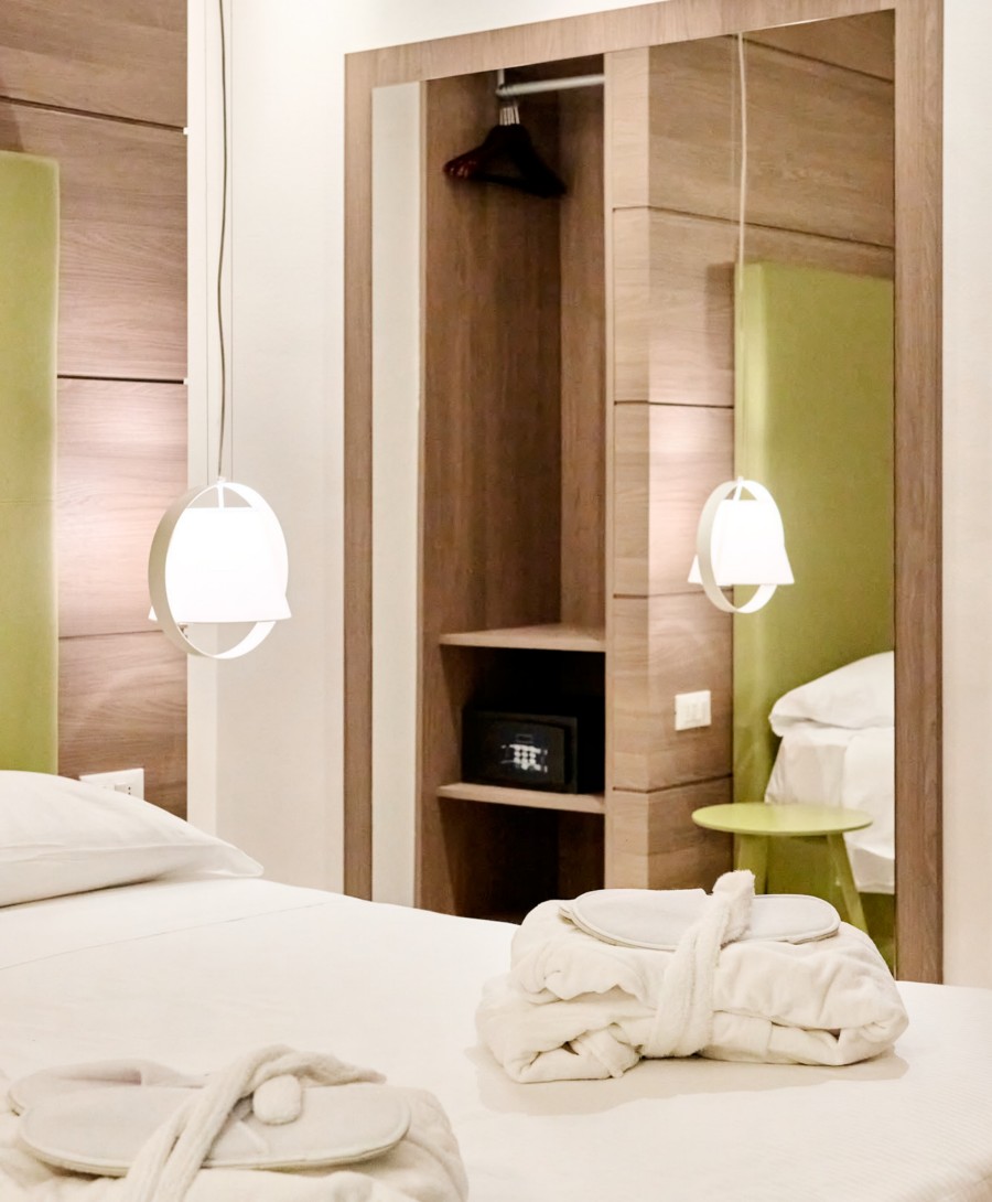 Hotel Iris Jesolo - SPA Junior Suite - Romantic moments to share with your significant other