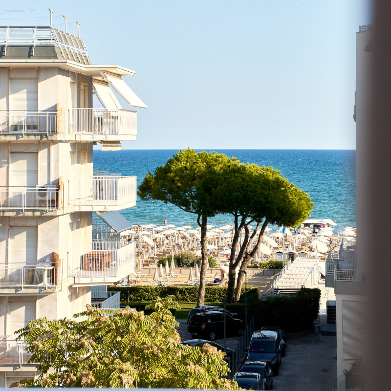 Hotel Iris Jesolo - Junior Suite View - Your very own sea view